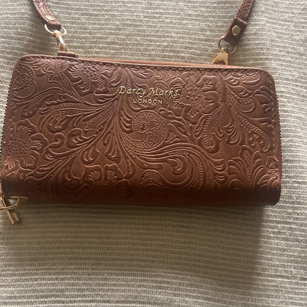 Wristlet - Picture 5 of 6